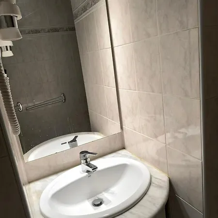 شقة Naturisme Heliopolis Face A La Avec Vue آجد